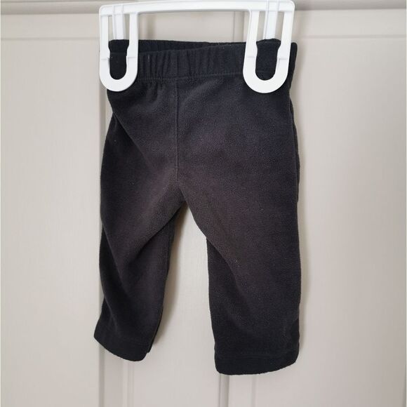 3/$12 Carter's fleece pants size 3 m - Picture 2 of 3